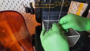 Medidenta - Videos - 3D Printing - How-Tos - Ferguson Accessories - Post Wash - Removing Print Supports